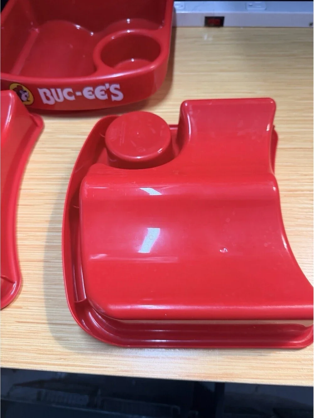 3 Buc-ee's Kids Red Snack Trays With Built In Cup Holders *